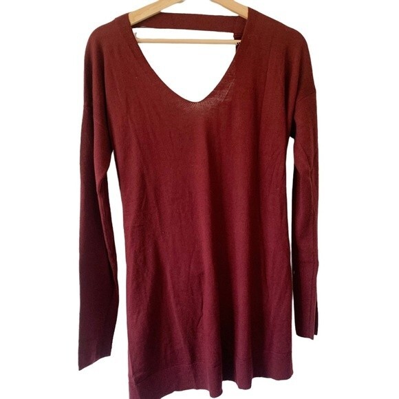 NWT Revolve Vimmia Burgundy Shavasana Twist V-neck Open Back Sweater Size L - Picture 12 of 12